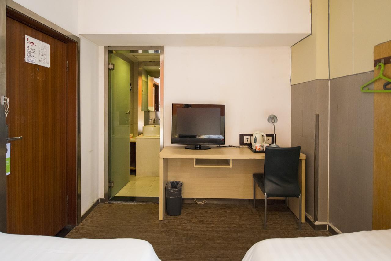 Motel Shenzhen Longgang Longcheng Square Metro Station Экстерьер фото