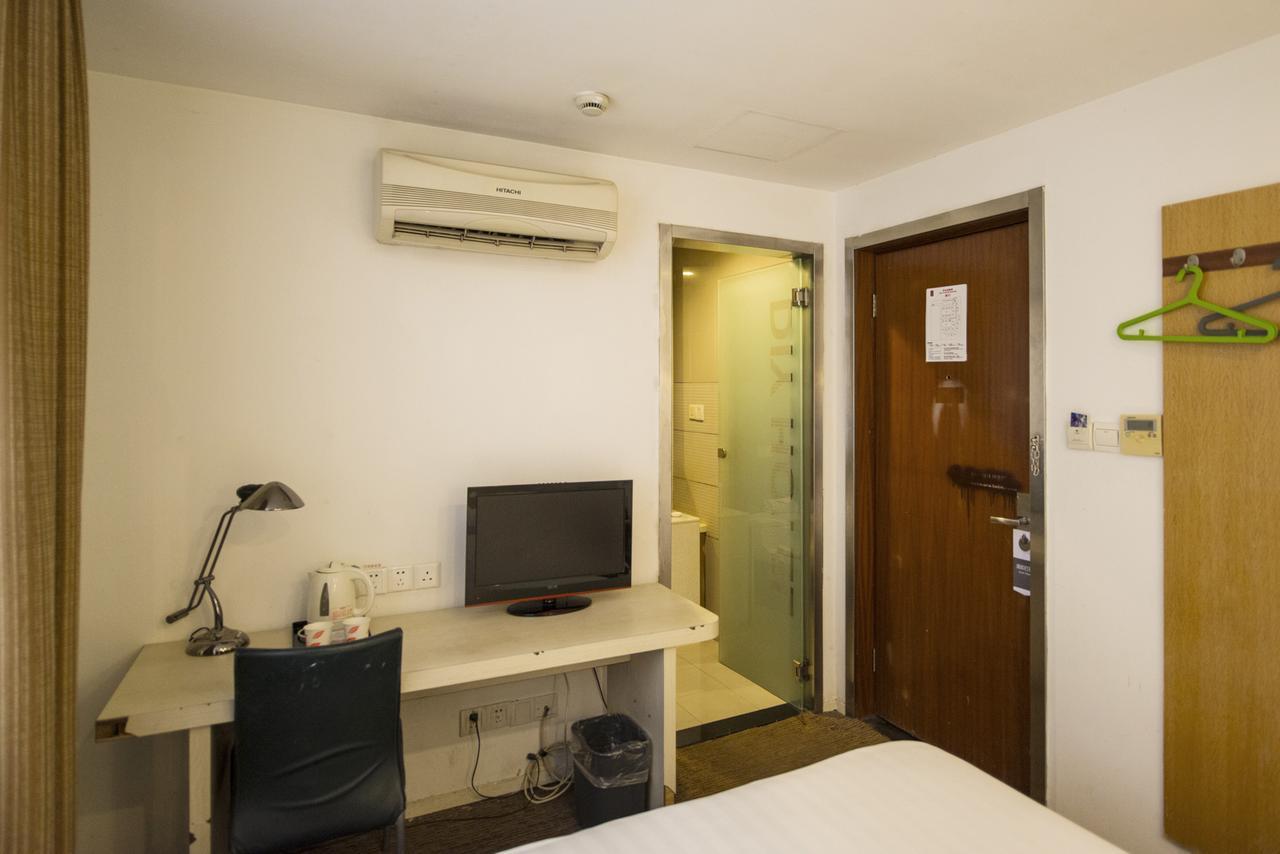 Motel Shenzhen Longgang Longcheng Square Metro Station Экстерьер фото
